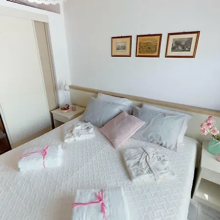Bionda Villa *